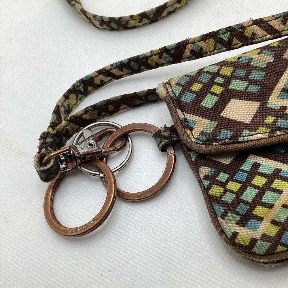 Vera Bradley. 2 wristlets/ID case. Rain Forest and Romantic Paisley print - Picture 5 of 16
